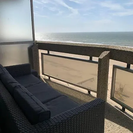 Stunning 1-bed In Beach-view Oostende